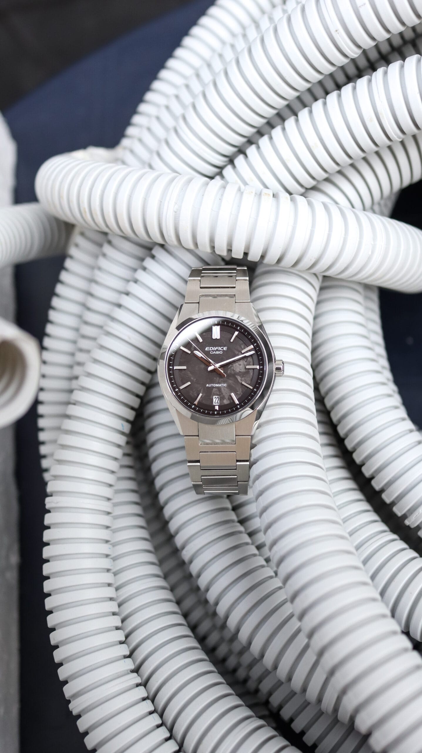 Reloj Casio Edifice automático con esfera de carbono forjado